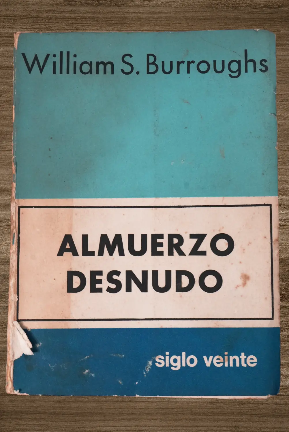 ALMUERZO DESNUDO