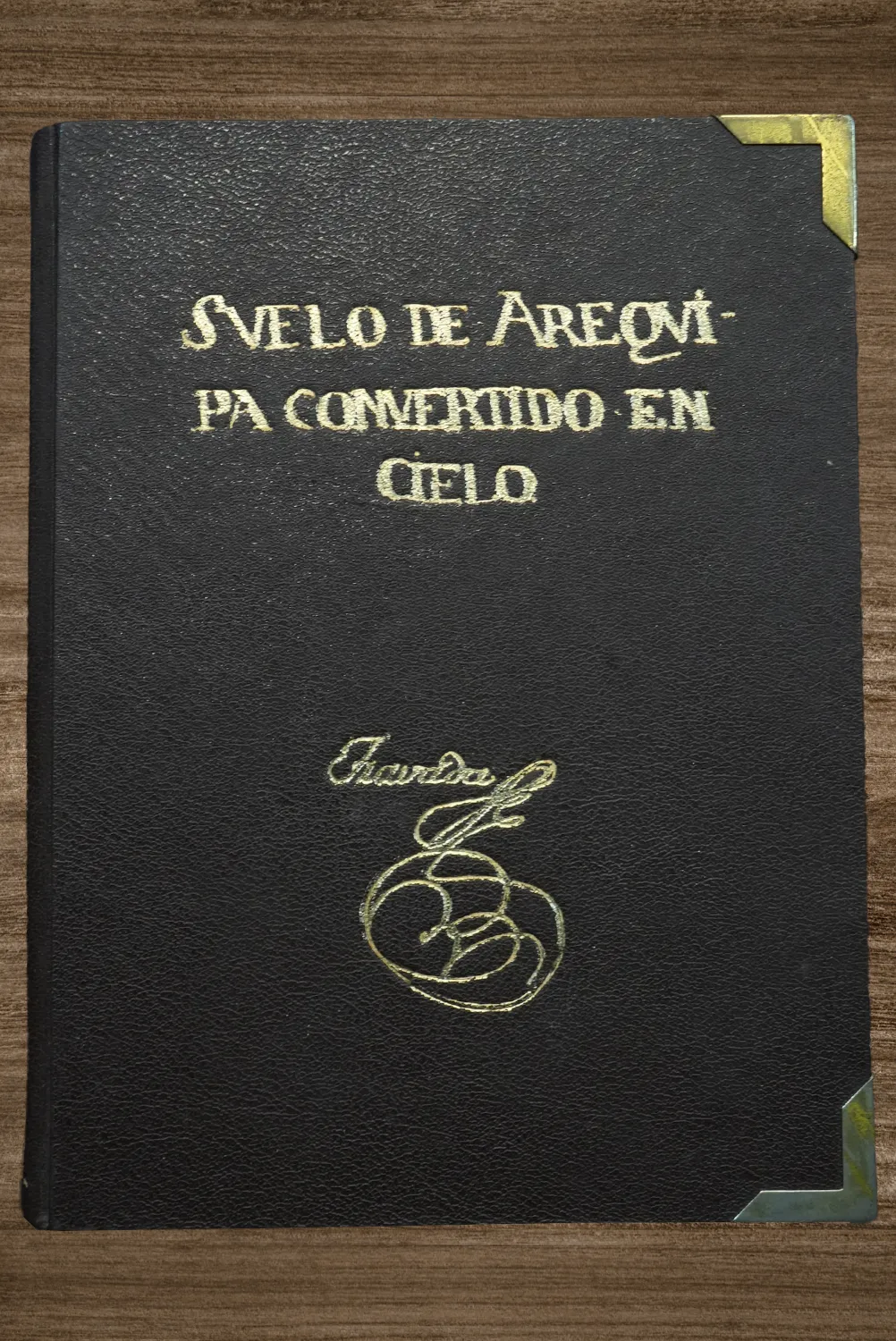 SUELO DE AREQUIPA CONVERTIDO EN CIELO