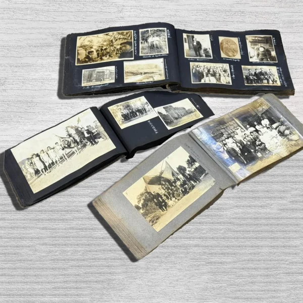 ARCHIVO FOTOGRÁFICO HISTÓRICO DE LA INMIGRACIÓN JAPONESA Y COMUNIDAD NIKKEI EN EL PERÚ (C. 1910–1940) – 3 ÁLBUMES, 443 FOTOGRAFÍAS ORIGINALES